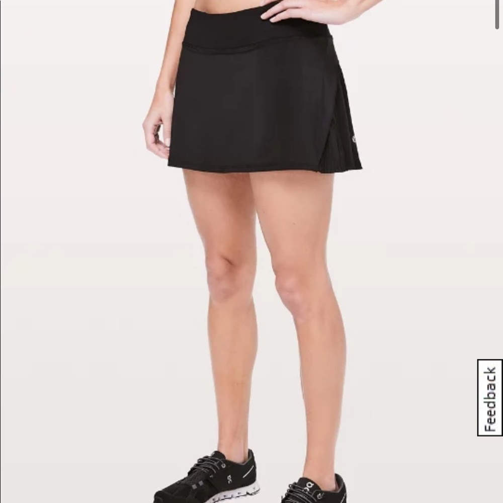 Lululemon play off the pleats skirt size 8